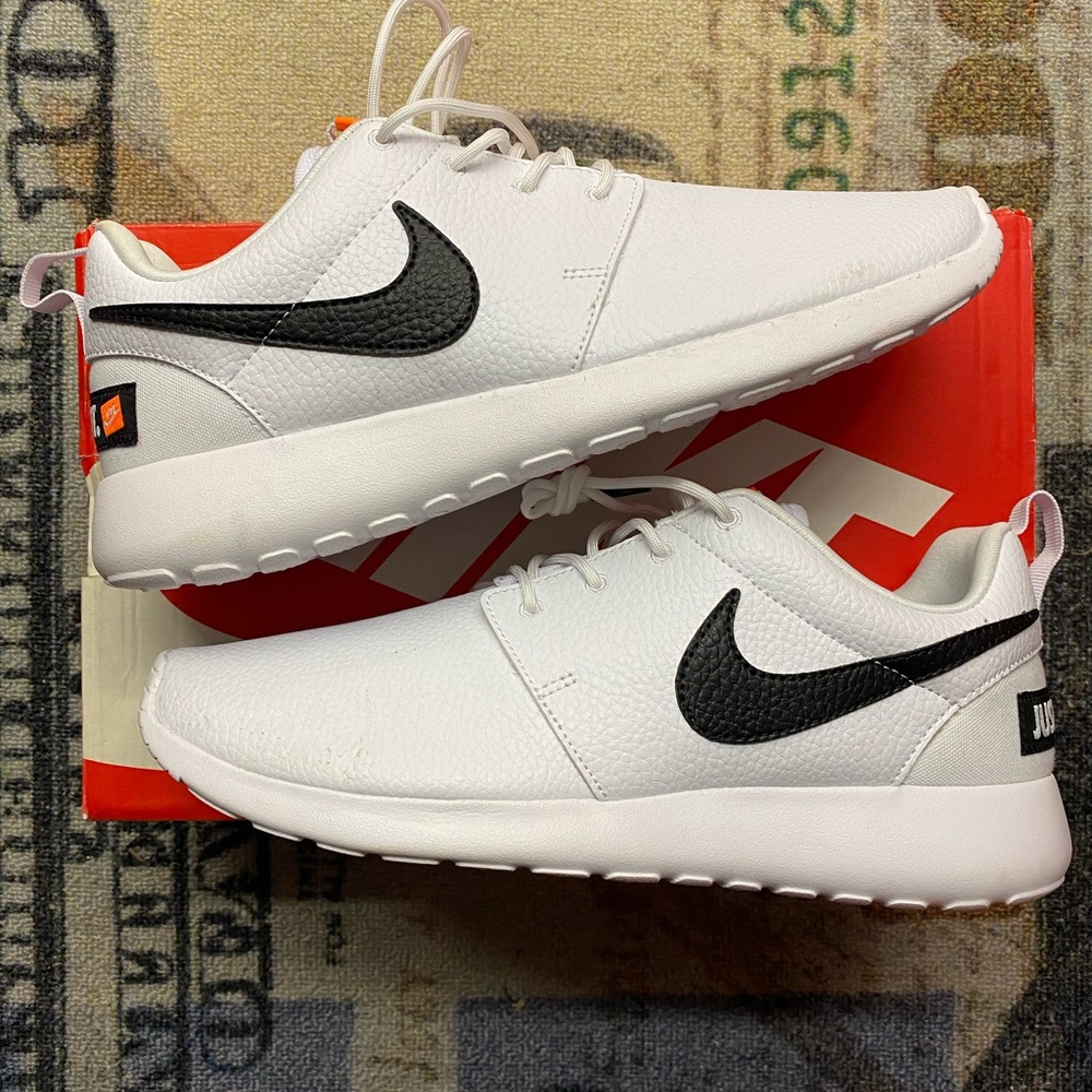 Nike roshe Run just do it jdi Sz 10 women white